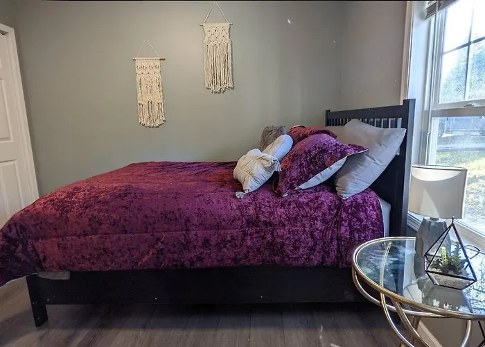Hotel Cheerful 2br On A Private Road Silvis